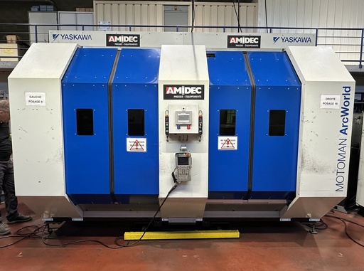 [20000005] MOTOMAN ARCWORLD - Machine de soudure robotisée - 1 robot, 2 plateaux